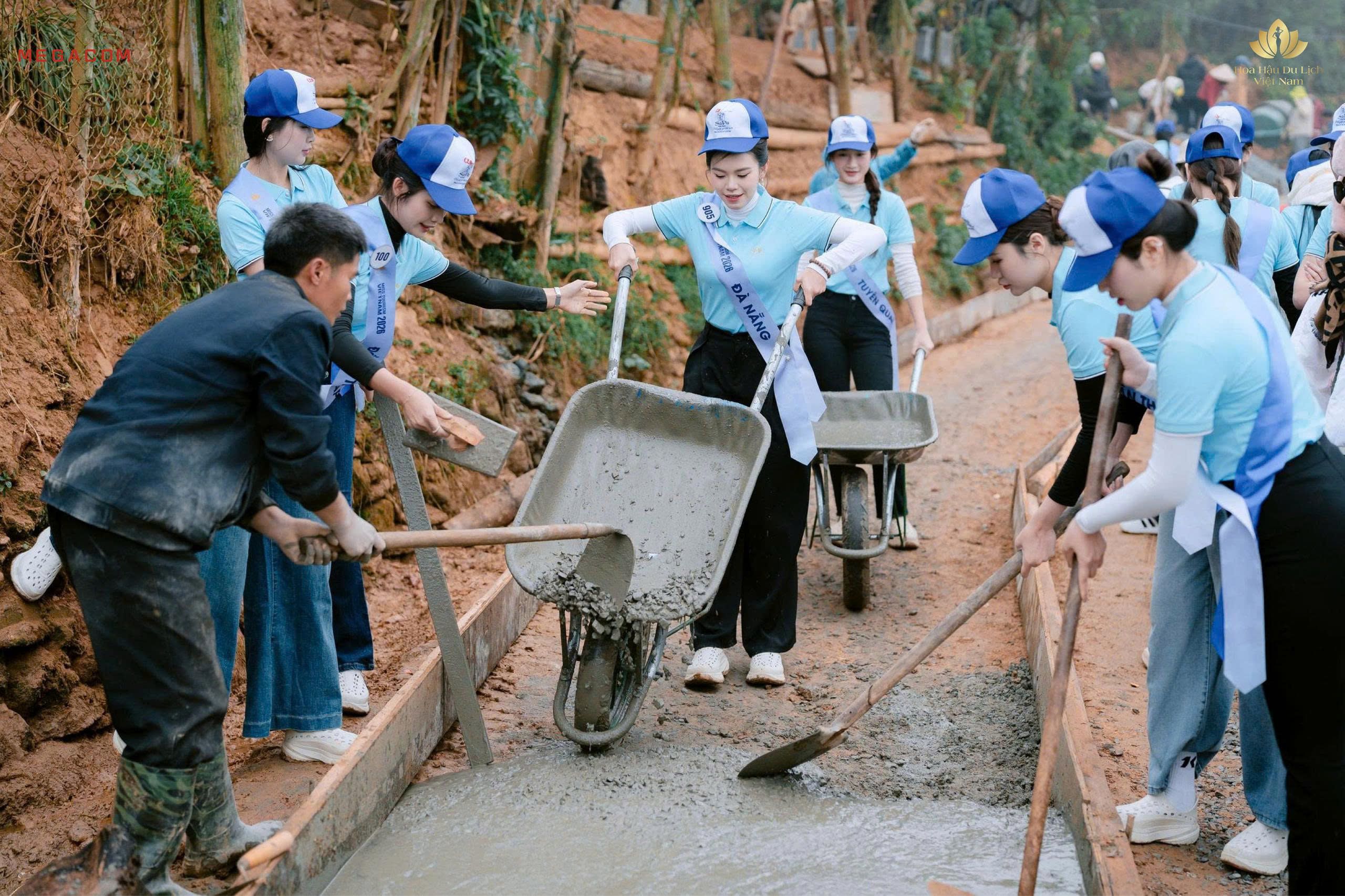 z7421457242730_fa9f525d05b626b60fca7058bd45410f