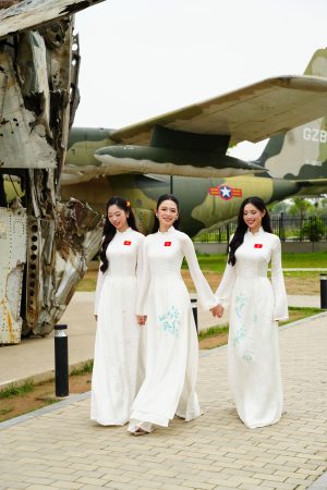 VẺ ĐẸP RẠNG RỠ, HIỆN ĐẠI HOÀ CÙNG TINH THẦN TỰ HÀO DÂN TỘC CỦA DÀN Á HẬU HOA HẬU VIỆT NAM 2024