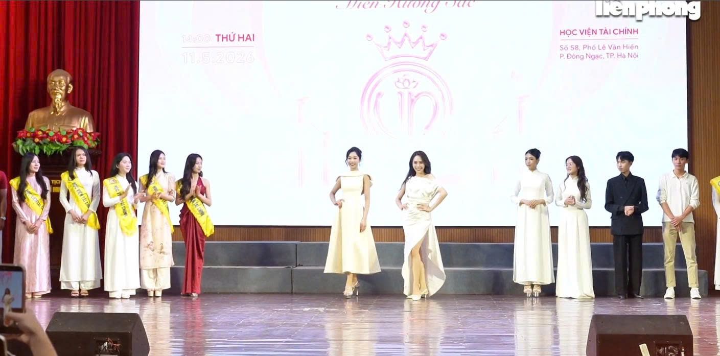 ĐẠI SỨ THUỲ DƯƠNG, Á HẬU NGỌC HẰNG VÀ MÀN CATWALK KHUẤY ĐỘNG BUỔI TUYỂN SINH HOA HẬU VIỆT NAM 2026 2 z7838320934362_e3f0cb928aa479833e0a008457e15db2