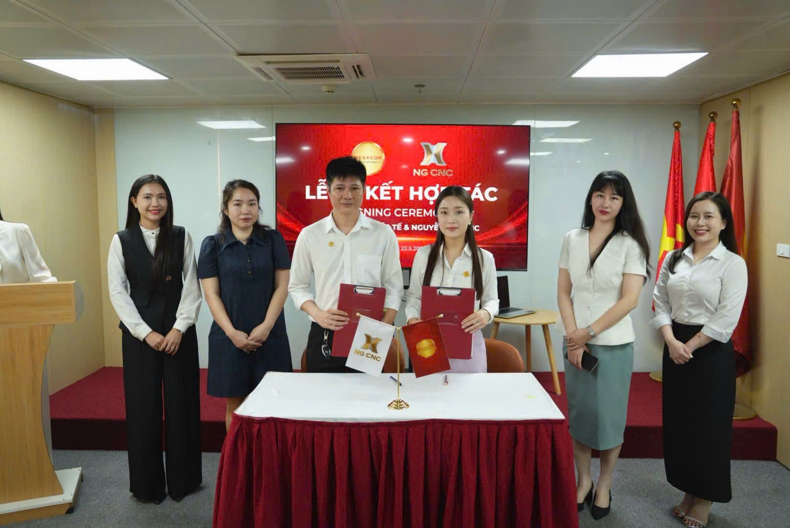 “Bắt tay hợp tác” mở rộng không gian phát triển giữa Truyền thông - Sự kiện và cảnh quan đô thị 3 z7854111692017_89d6d95603da17bee2a1fcb5d0c8a03f